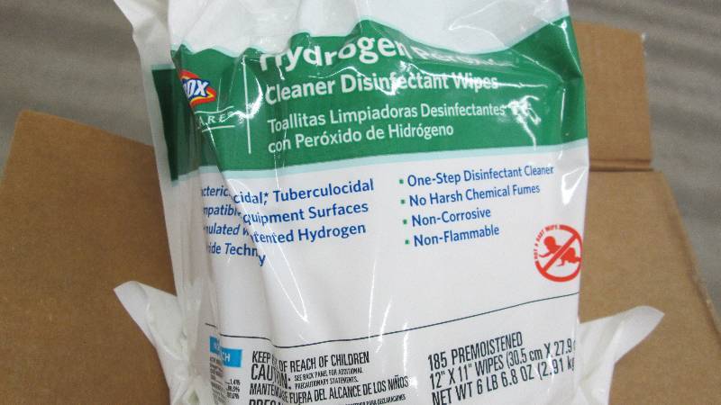 lot 282 image: Clorox DISINFECTING WIPES, BAG, WHI...
