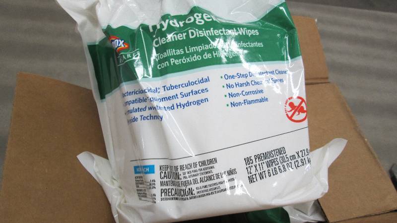 lot 283 image: Clorox DISINFECTING WIPES, BAG, WHI...