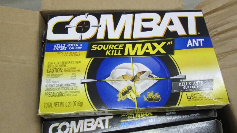 lot 293 image: Box of 12-6pk Combat Source Kill Ma...