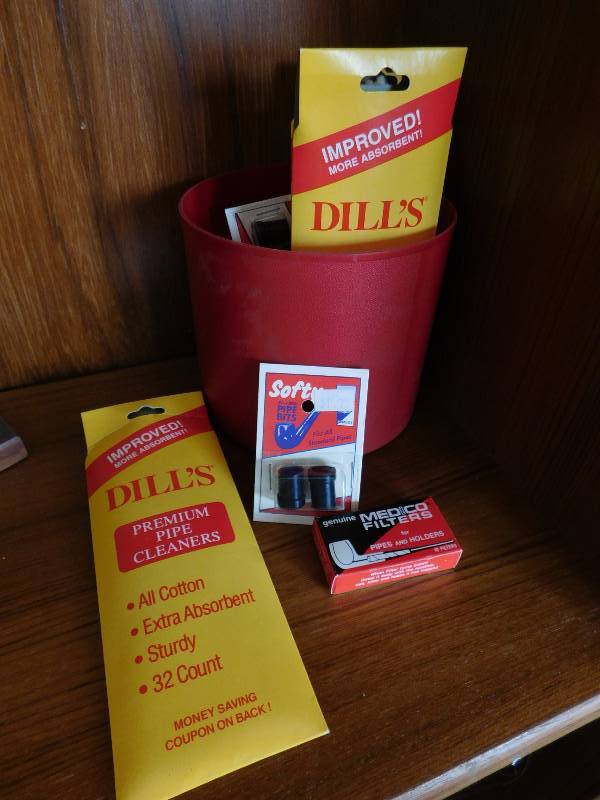 lot 12 image: Vintage Pipes and Cleaning Accessories