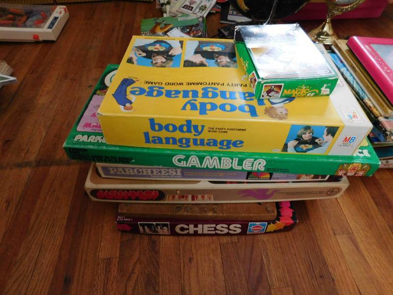 lot 67 image: Vintage Board Games