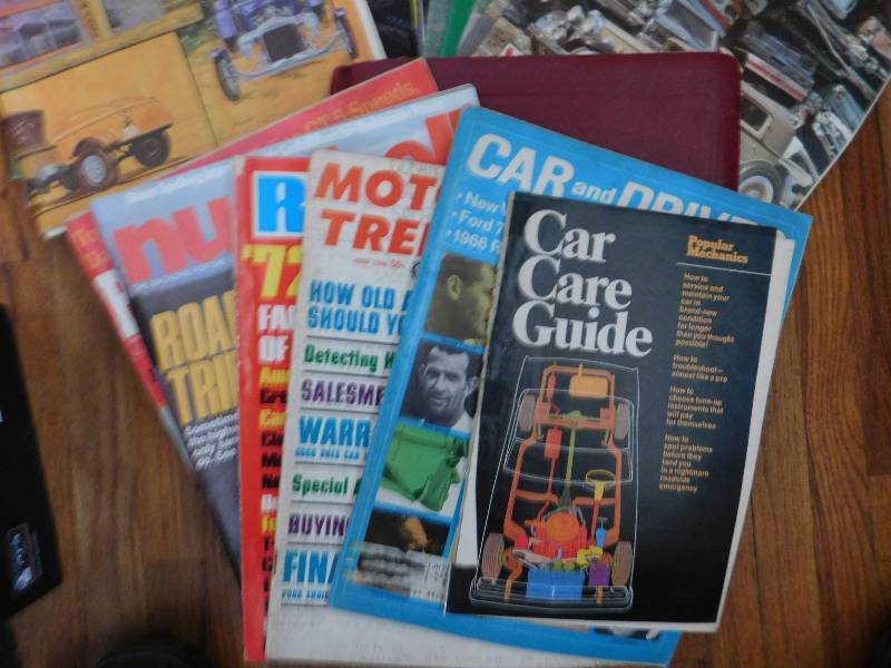 lot 81 image: Car Magazines