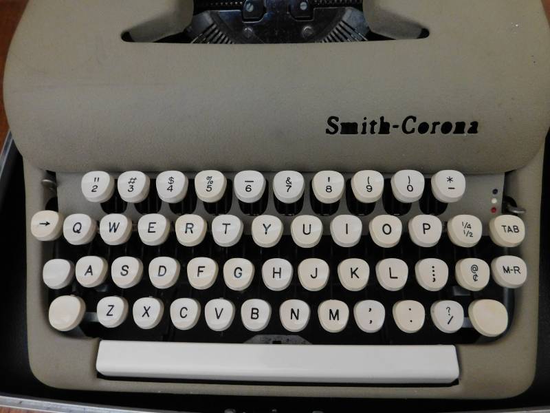 lot 96 image: Smith-Corona Typerwriter