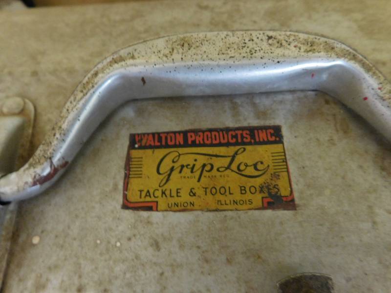 lot 106 image: Vintage Walton Products Inc. Griploc Tackle & Tool Box