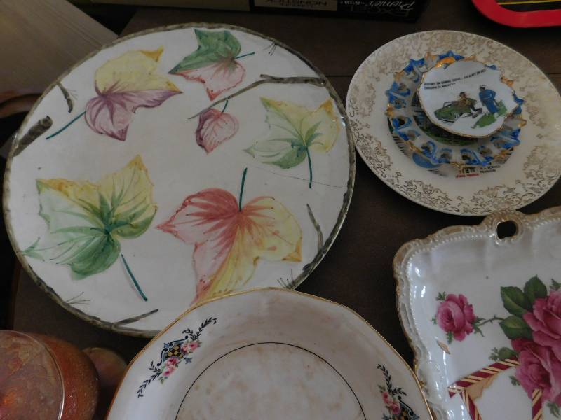 lot 109 image: Misc. Lot of Vintage Plates & Dishes