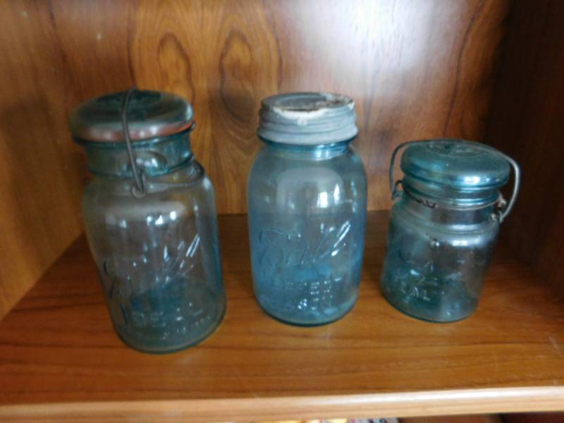 lot 139 image: Three Mason Jars