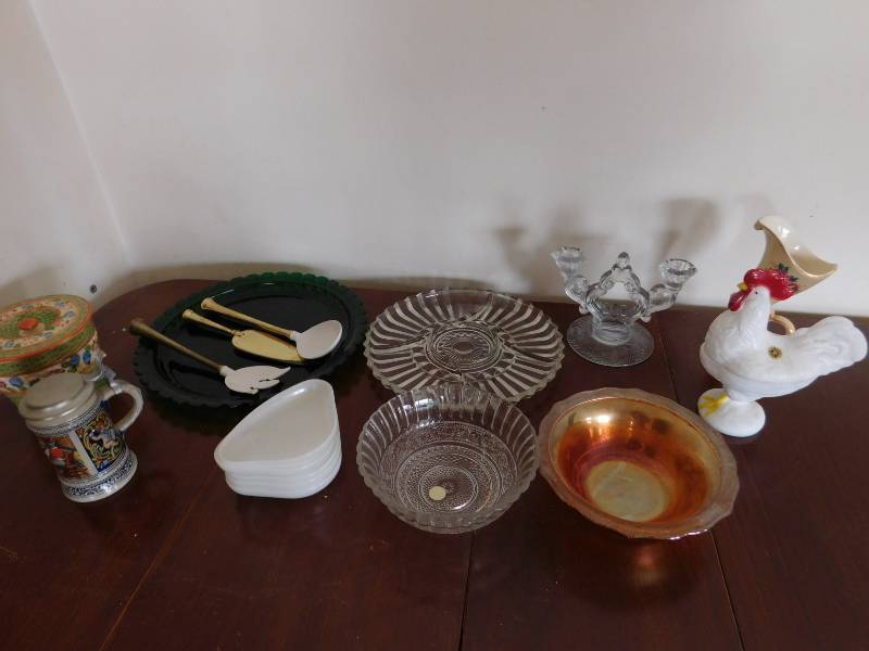 lot 142 image: Large Lot of Misc. Dishes