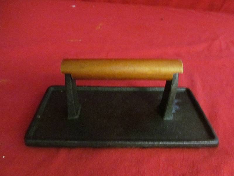 bacon press
