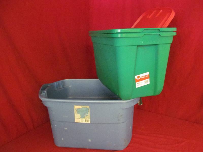 Sterilite totes