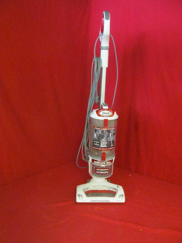 Shark vaccum