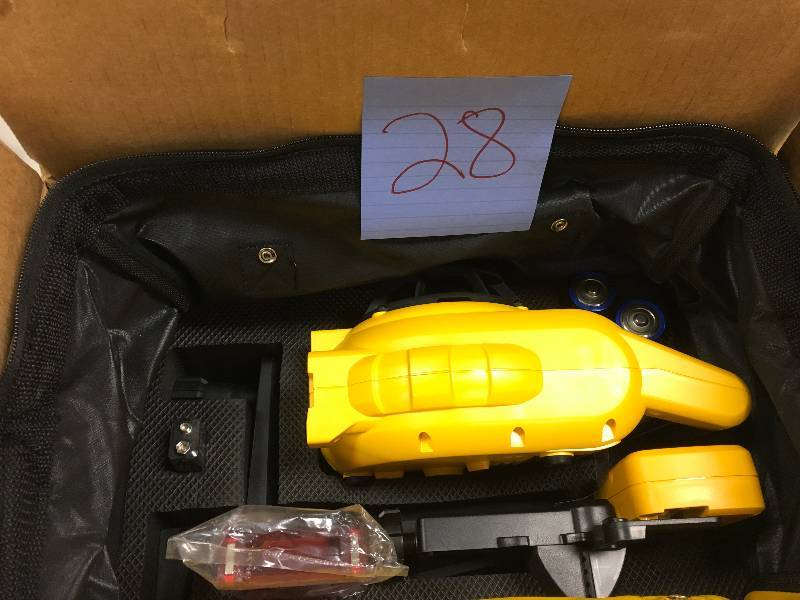 DEWALT DW074KD 600-ft Self-Leveling InteriorExterior Rotary Laser Kit not used