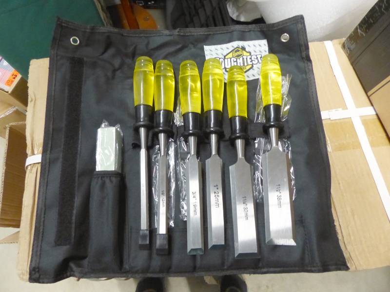 New Wood Chisel set 14 -1-12 an...