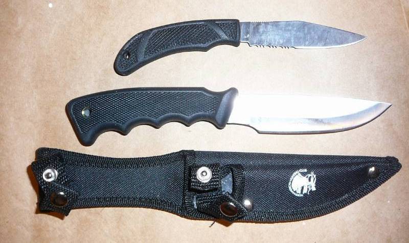 Hunting knife set with 2 knives and...