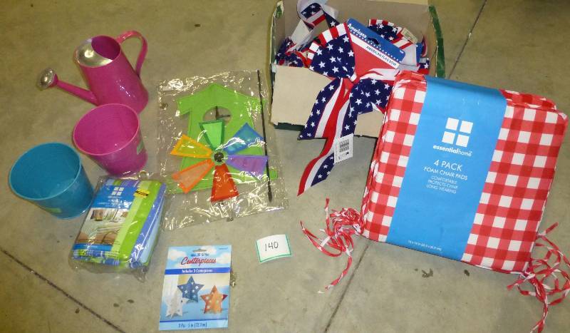 More spring items, metal flower pot...