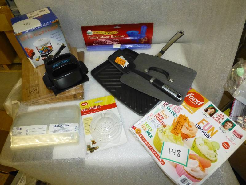 kitchen lot of 3 new wood cutting b...