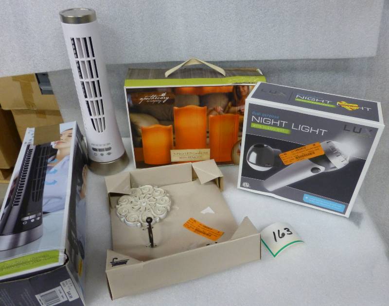 oscillating desk fan, tested and wo...