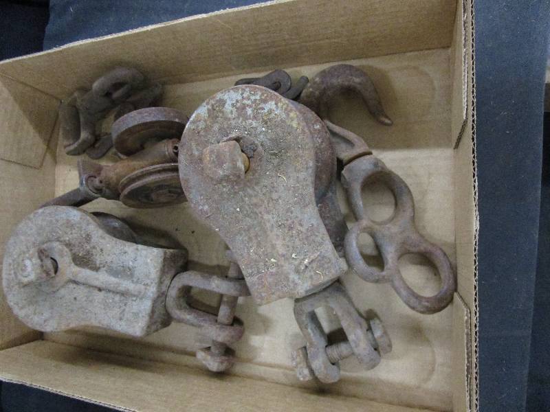 lot 5 image: Pulleys and Hooks