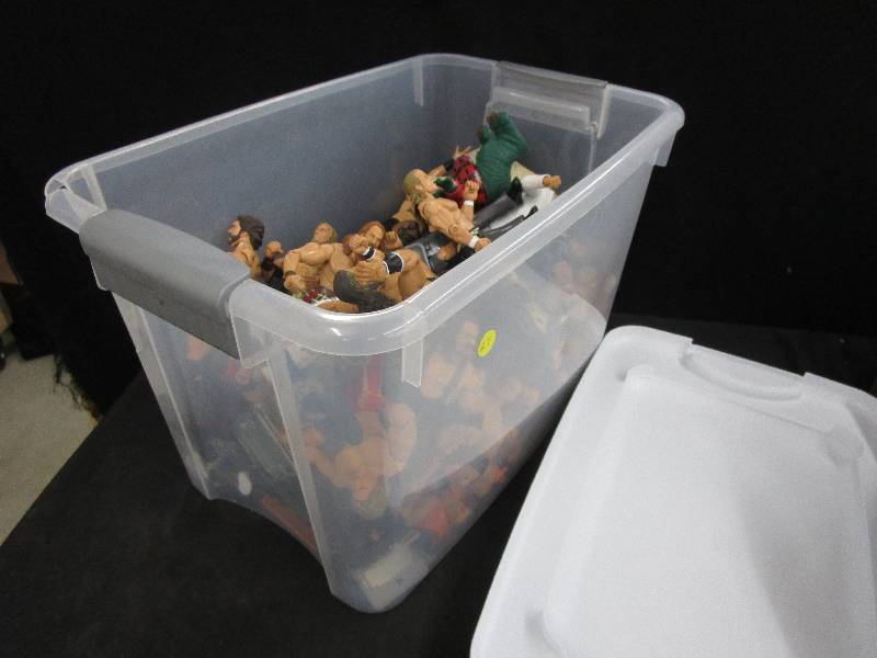 lot 27 image: Tub full of WWE Wrestlers