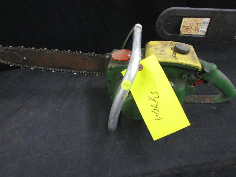 lot 33 image: Chainsaw John Deere 12 Tested and Works