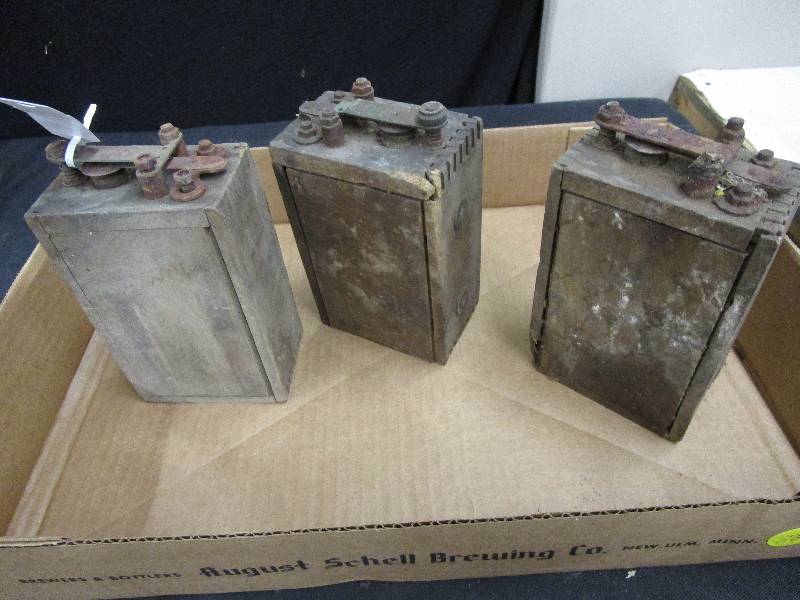 lot 38 image: Old Coils