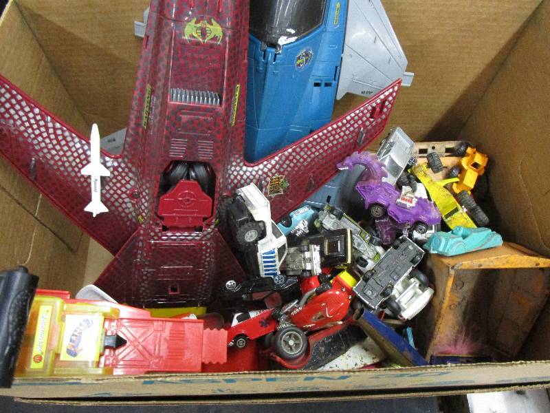lot 42 image: Box of Toys