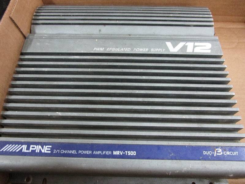 lot 44 image: Alpine Amp