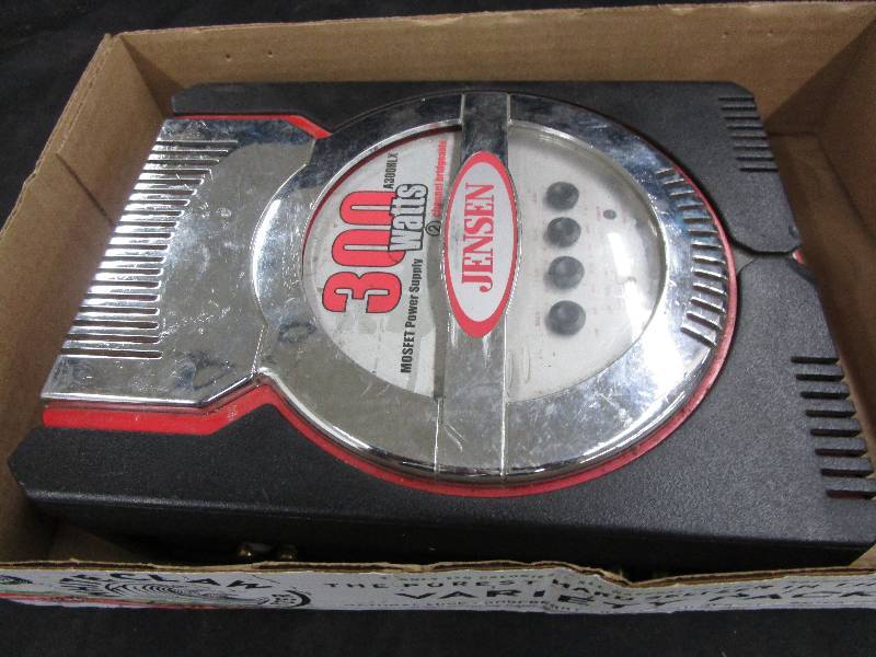 lot 45 image: Jensen Amplifier