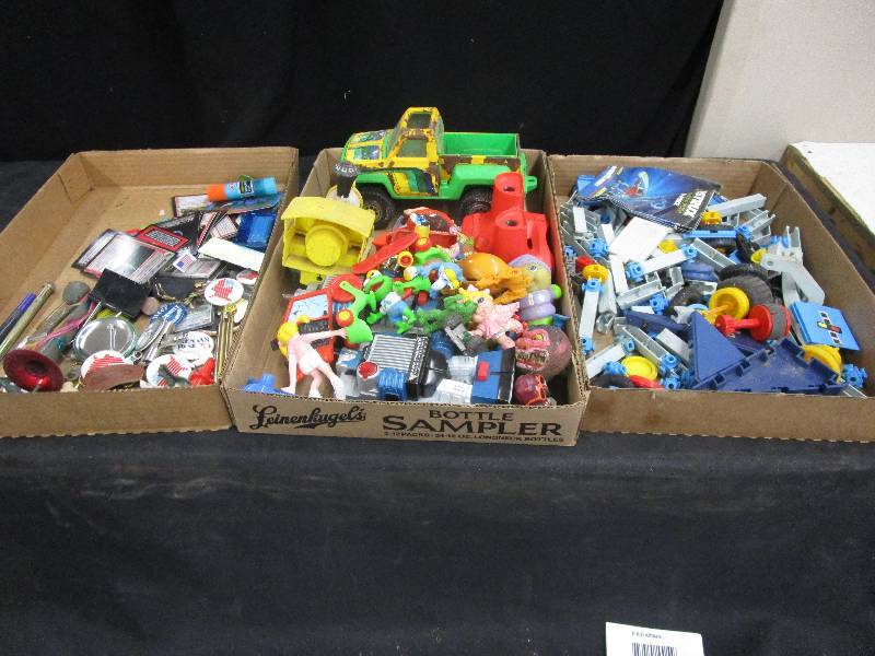 lot 62 image: Toys