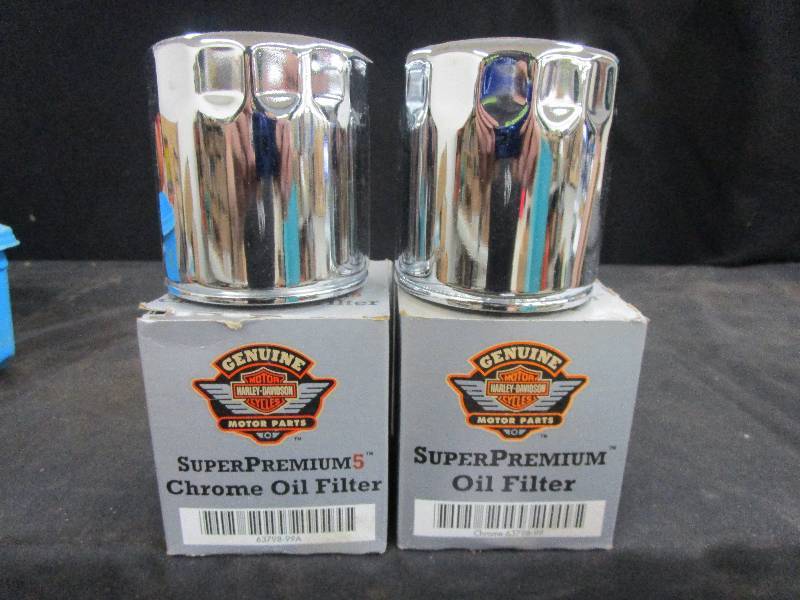 lot 97 image: Harley Supreme 5 Chrome Oil Filter unused