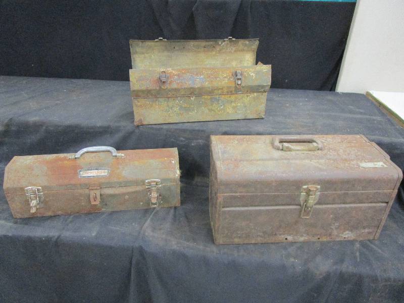 lot 117 image: 3- Old Rustly Tool Boxes