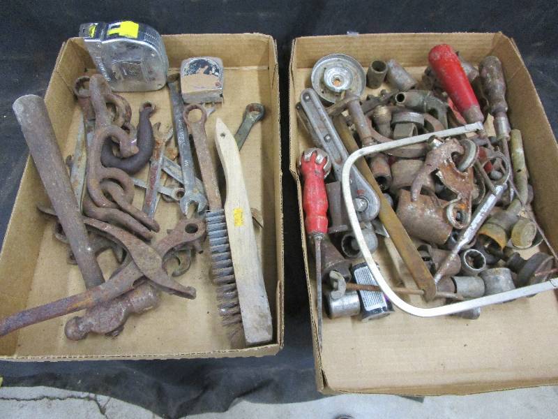 lot 123 image: Old Various Rusty Pieces