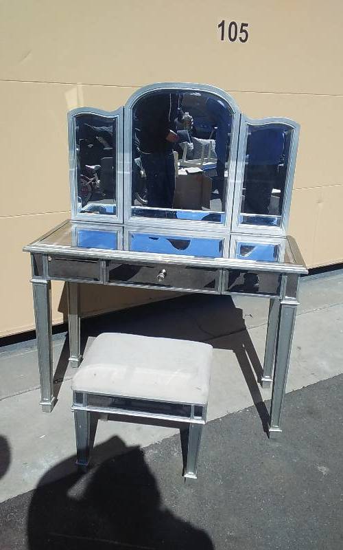 lot 2 image: Mirror Top Dressing TableVanity With Mirror & Stool
