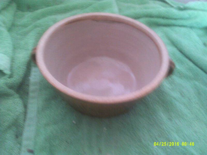 VINTAGE BEAN POT