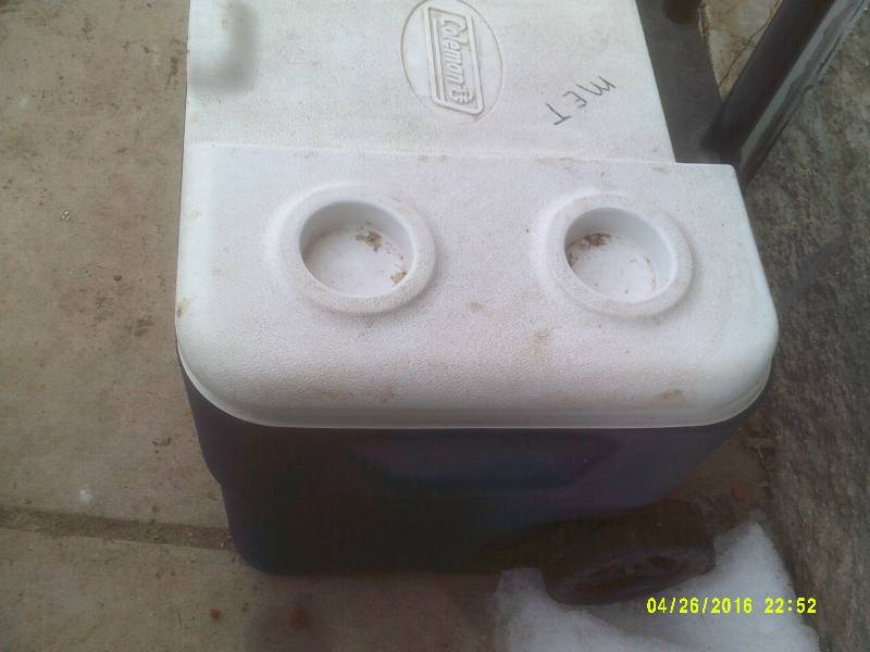 LARGE COLEMAN COOLER ON WHEELS