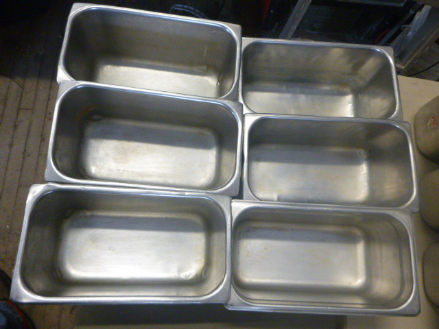 lot 17 image: 6 Stainless Steel Steam Pans