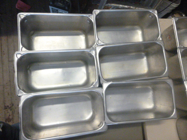 lot 18 image: 6 Stainless Steel Steam Pans