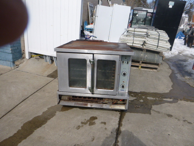 lot 58 image: Sunfire Oven