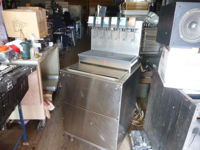 lot 62 image: Lancer Soda Fountain
