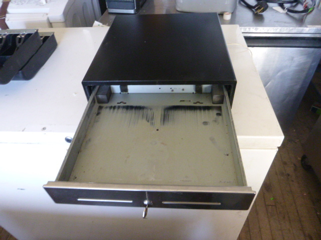 lot 66 image: Locking Cash Box