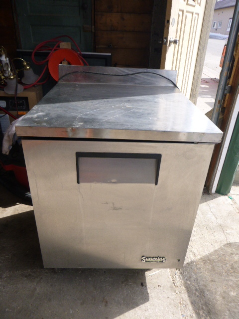 lot 82 image: Superior Under Counter Freezer