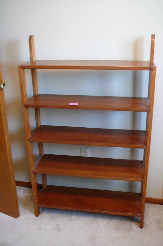 lot 31 image: Oak Shelf -5 Shelves