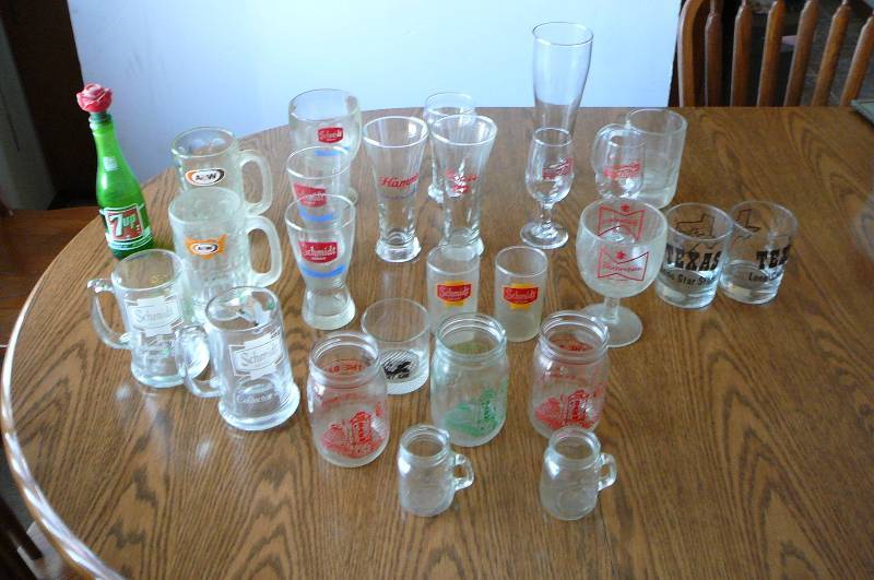 lot 48 image: Collector BeerBeverage Glasses