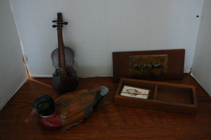 lot 75 image: Wood Duck Decoy, Playing card Box Wooden Decorative  Fiddle