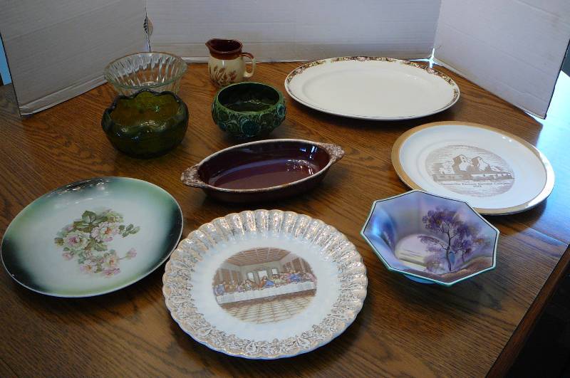lot 172 image: Plates, Bowls, Last Supper Plate