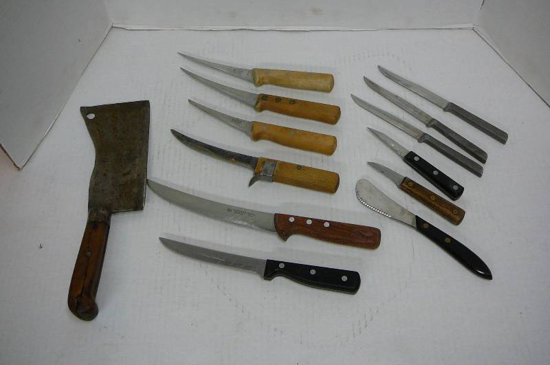 lot 248 image: Misc. Butcher Knives