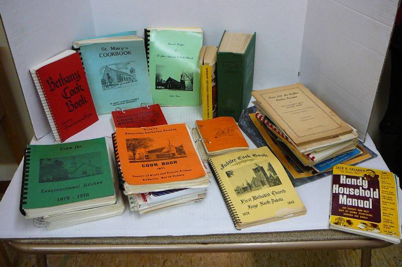 lot 251 image: Many Vintage Cookbooks