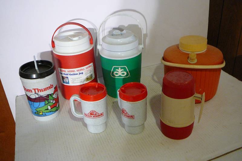 lot 348 image: Misc. Thermos Jugs & Cups