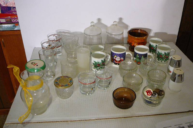 lot 359 image: Lot of Glassware