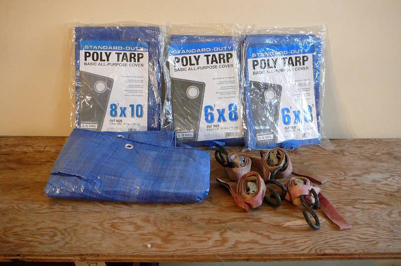 lot 381 image: 4 New Poly Tarps, 4 Tiedown Straps