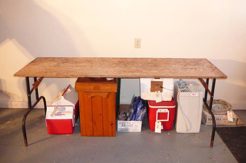 lot 411 image: Wooden folding table 2w x 5L, Table only